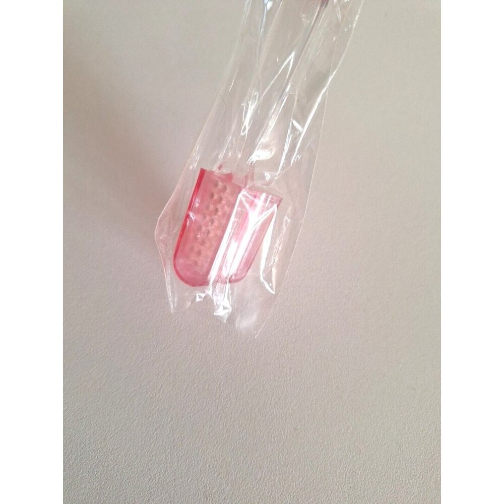 Minnie Mouse Kids Toothbrush With Red And Clear Design Travel Hook Disney Vintag - Picture 6 of 8
